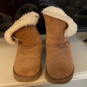 Bailey button UGG Boots